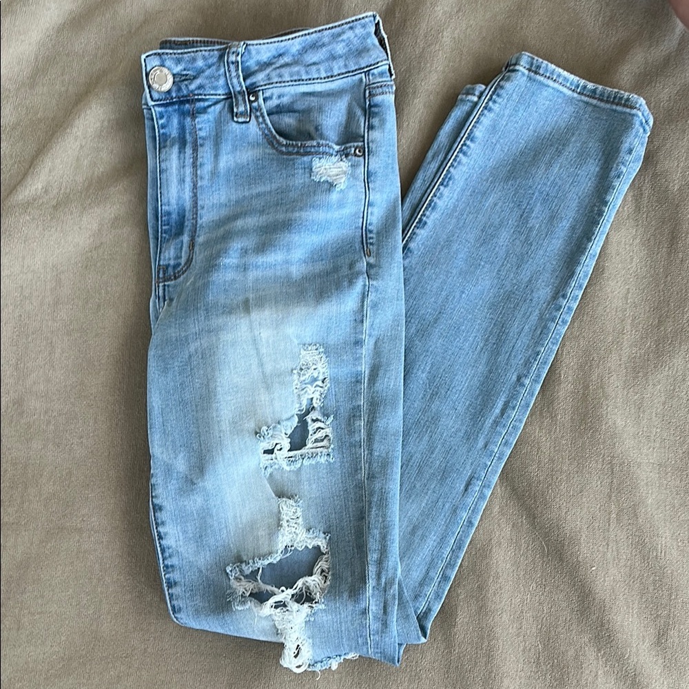 American Eagle Outfitters Light Blue Distressed Skinny Jeans